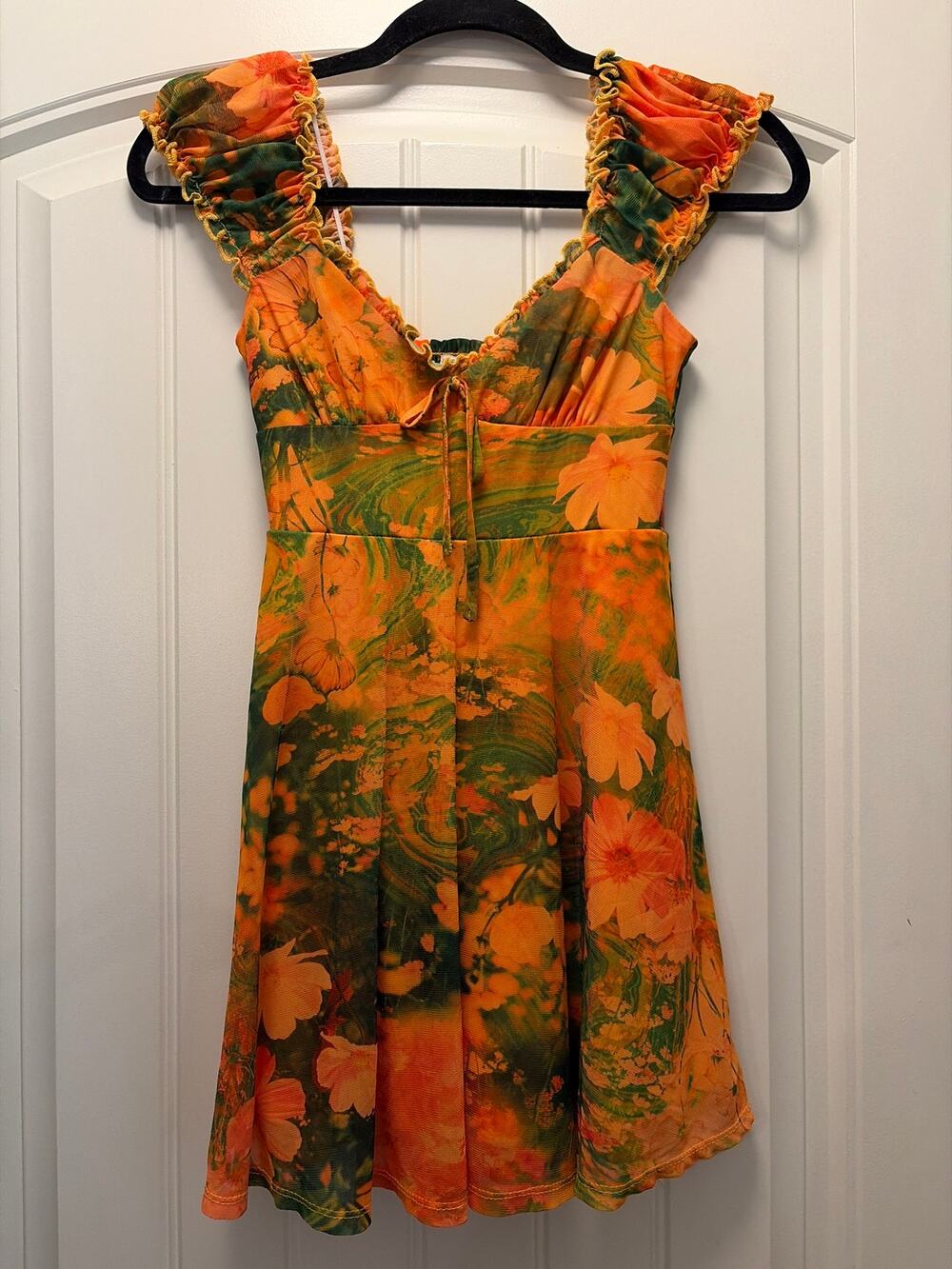 Urban Outfitters Women’s Floral Ruffle Boho Sleeveless Top Size XS Orange
